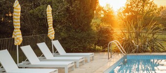 Le Beau Pierre - Family home with swimming pool