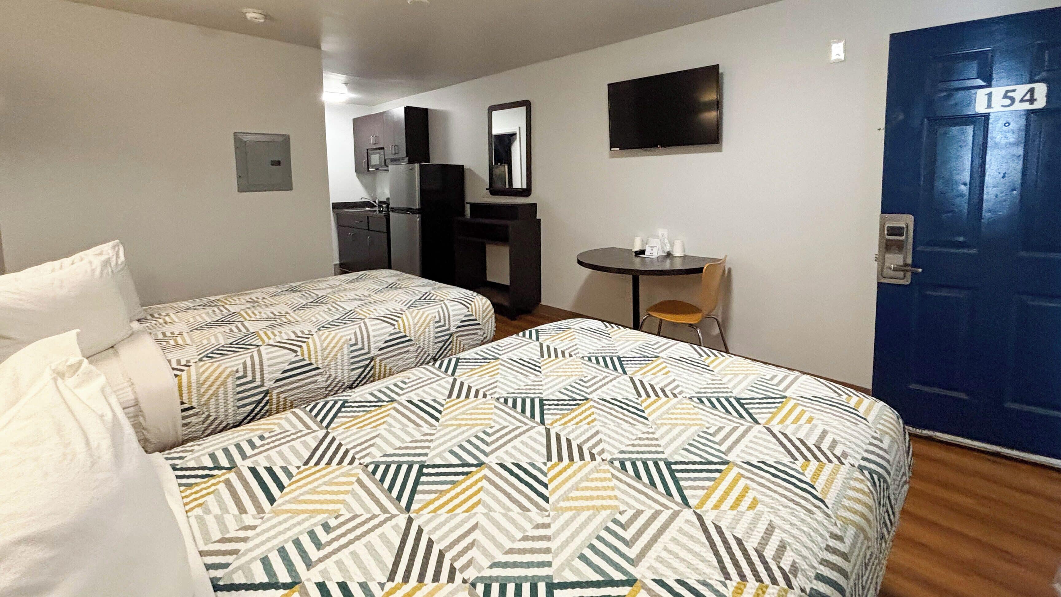 Iron/ironing board, free WiFi, bed sheets