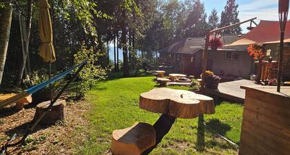 Family and Pet friendly Fabulous B&B, AC, Ocean Views, close to Town and Beach.