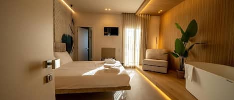 Superior Double Room, Balcony, City View | In-room safe, blackout drapes, free WiFi