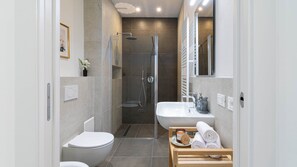 Bathroom - Narea 15 - [3 min from Arena & Piazza Bra] (Verona)