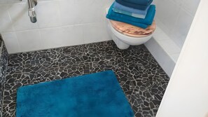 Bathroom - Modern Apartment for 2 Guests (35 m²) in Bad Eilsen (Bad Eilsen)