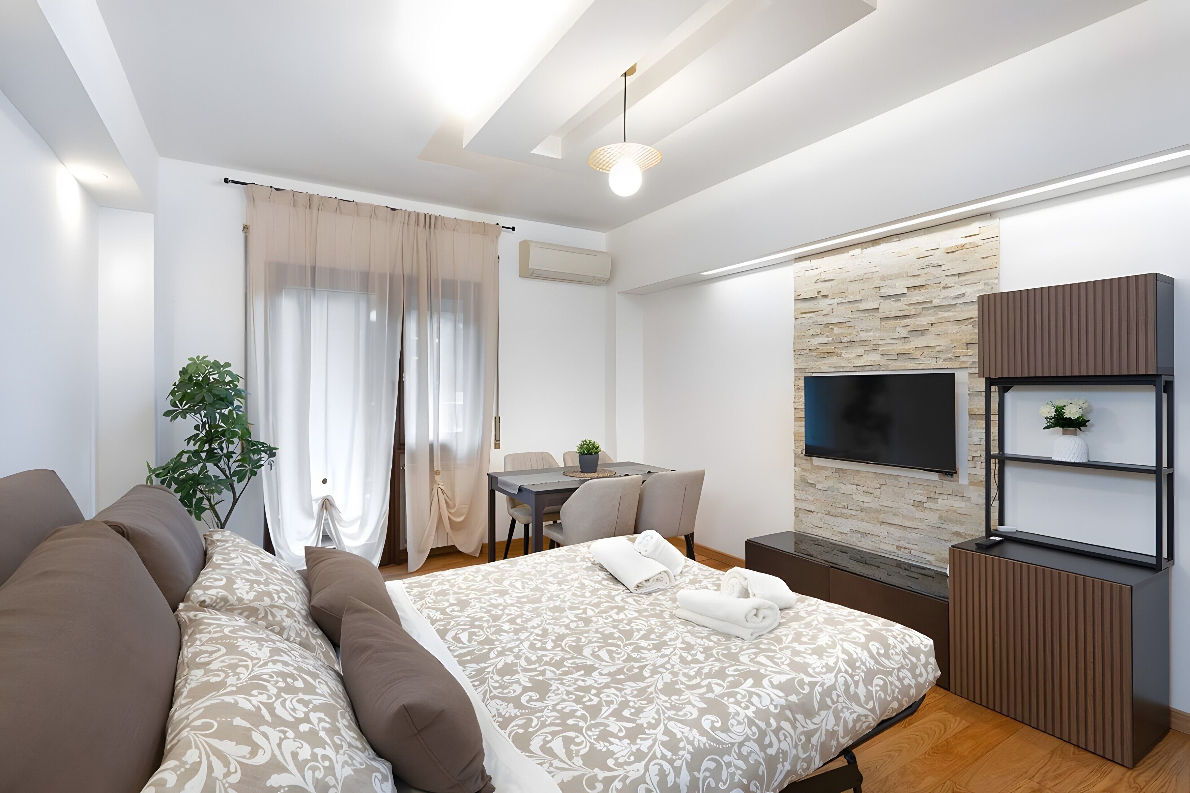 2 chambres, fer et planche à repasser, Wi-Fi, draps fournis