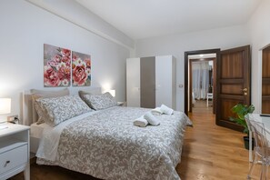 2 Schlafzimmer, Bügeleisen/Bügelbrett, WLAN, Bettwäsche