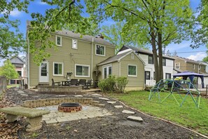 Terrace/patio - Spacious Home near Stadium/Downtown - Perfect for Groups (Kansas City)