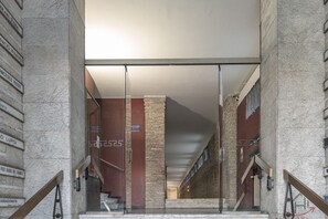 Interior - [Heart of Genova B] De Ferrari 3 min • A/C • WiFi (Genova)