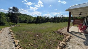 Terrace/patio - 5 Charles Farms #4 - NEW CABIN - Wineries, Hiking, and Camp Cana (New Offenburg)