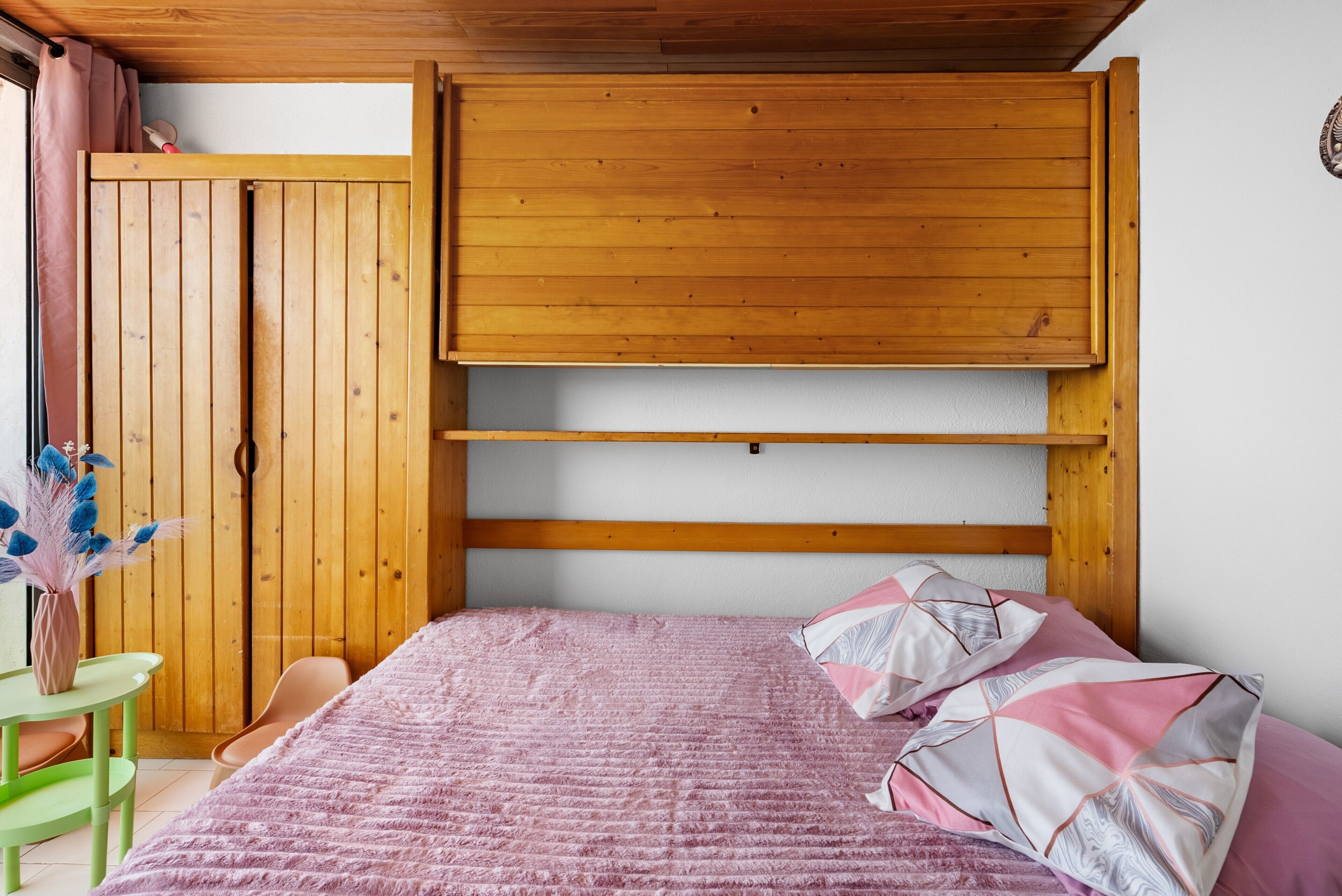 1 habitación y ropa de cama 