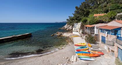 Studio "Porte Rouge 3" with Sea View