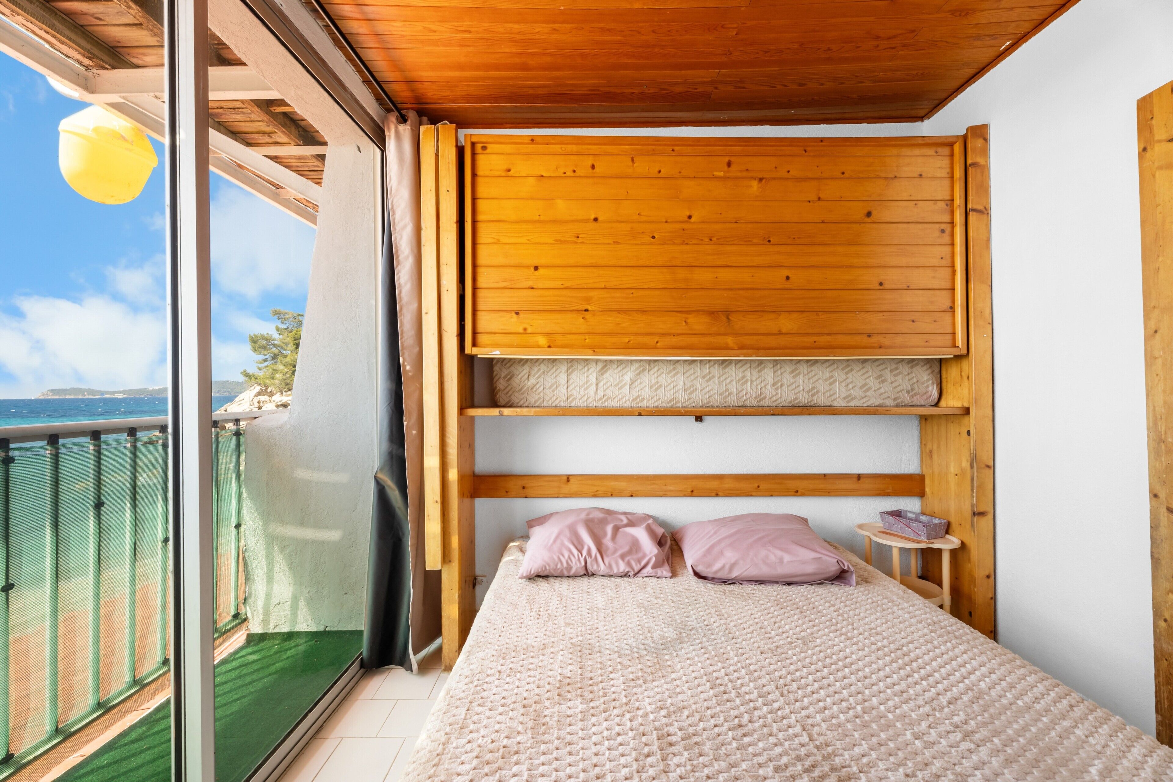 1 Schlafzimmer