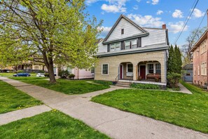 Exterior - Centrally Located in Brownes Addition (Spokane)