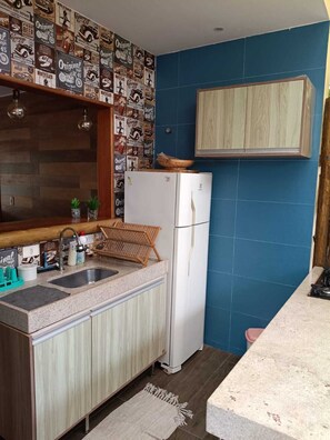 Private kitchen - Vrbo Property (Santa Cruz Cabrália)