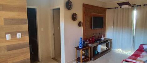 2 bedrooms, iron/ironing board, Internet, bed sheets