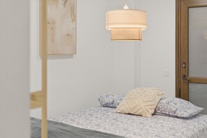 1 chambre, fer et planche Ă repasser, accĂšs Internet, draps fournis