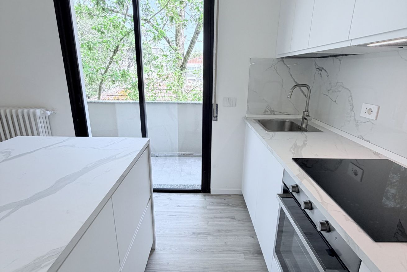 Fridge, microwave, dishwasher