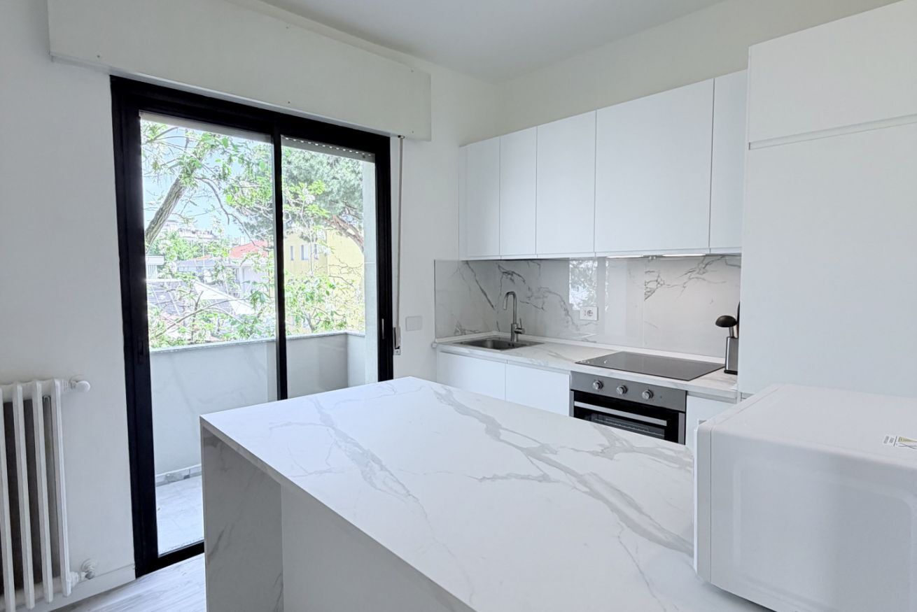 Fridge, microwave, dishwasher