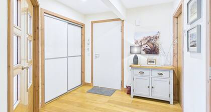 The Steadings Aviemore Premium Highland Apartment Near Cairngorms & Town Centre