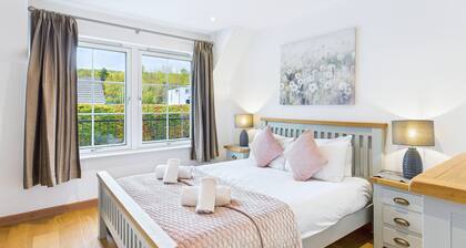 The Steadings Aviemore Premium Highland Apartment Near Cairngorms & Town Centre