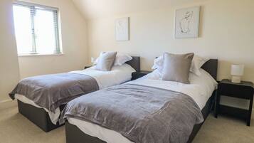 3 bedrooms, free WiFi, individually decorated, individually furnished