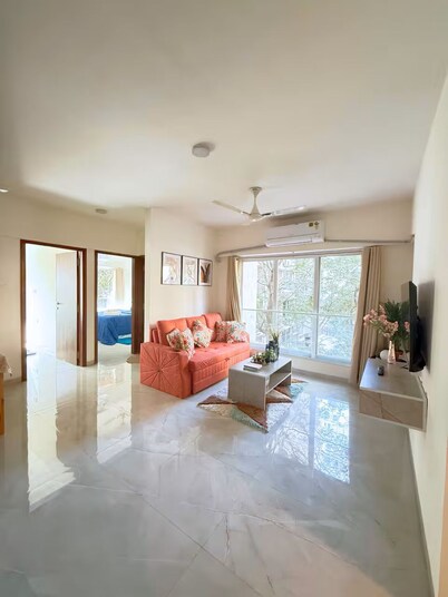 Earthen Escape 2BHK near BKC Jio  Gym Access
