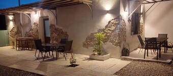 Efi Studios Old Stone Barn House | Walk to Beach | 1-4 Guests