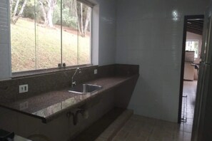 Basic House, Garden View | Interior - Pousada Casa Guacuri (Itupeva)