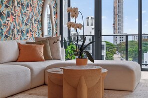 Smart TV - Luxury 1 BR Hyde Midtown Walk to Design District and Walk Evreywhere. (Miami)