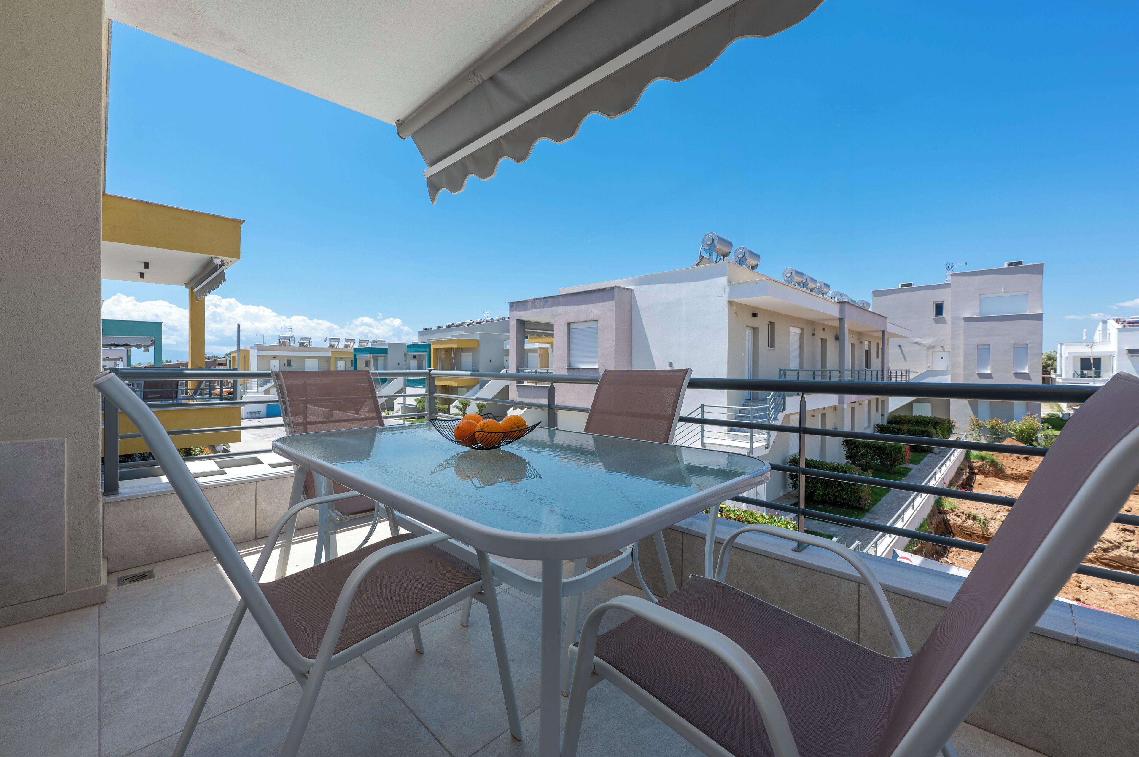 Two Bedroom Apartment | Upper Floor | Eksterior