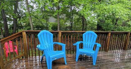 Ruppside Retreat I Cozy 2BR I 15m to RRG I Wi-Fi