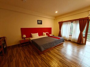 Deluxe Double Room, Mountain View | In-room safe, iron/ironing board, free WiFi