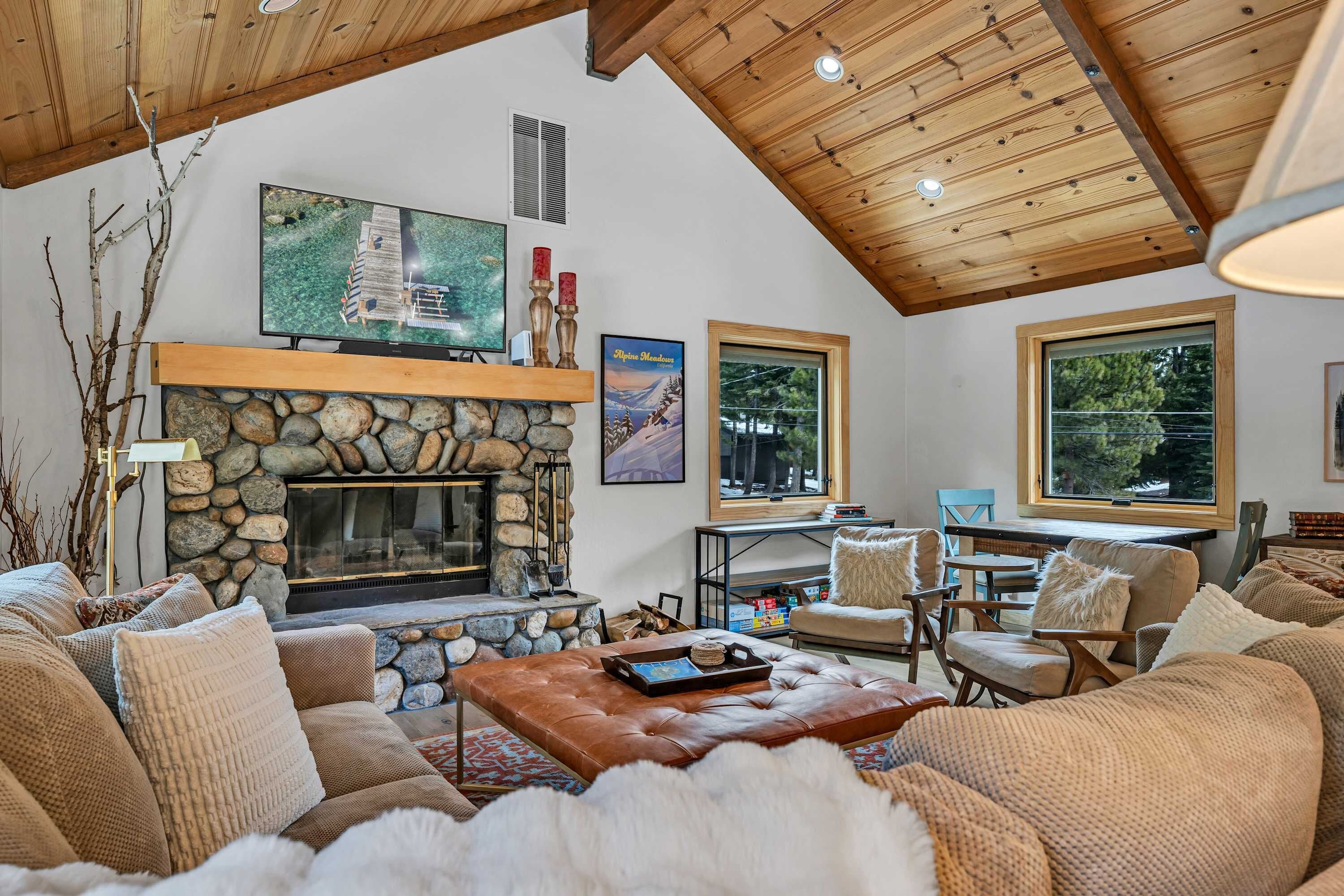 TV, fireplace, offices