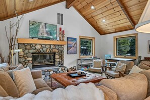 TV, fireplace, offices - Tahoe City Escape | Beach Access + Large Deck (Tahoe City)