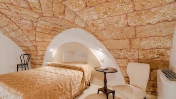Deluxe Room | In-room safe, soundproofing, free WiFi
