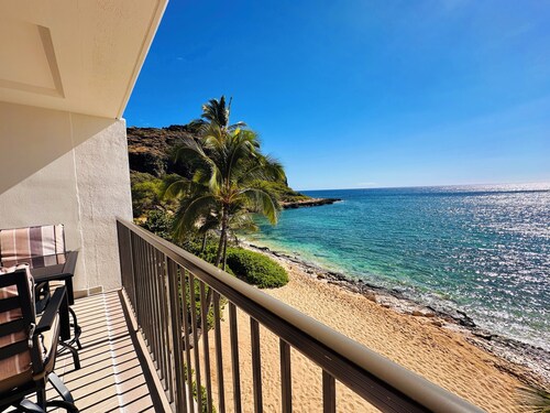 Ocean-Front Condo•Semi-Private Beach•Pool•Hot Tub•Tennis.Free Parking.