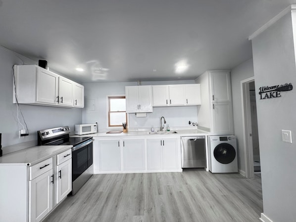 Microwave, oven, stovetop, dishwasher