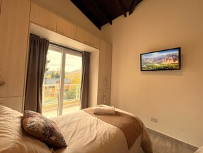 2 bedrooms, free WiFi, bed sheets
