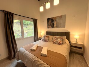 2 bedrooms, free WiFi, bed sheets