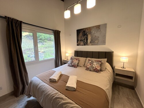 Rest with the best view of the waterfall I Ayres del Bosque Accommodations