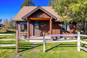 Exterior - Glacier River Ranch - South Fork (Columbia Falls)