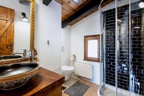 Bathroom - MZ Reindeer (Livadi / Parnassos)