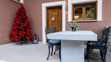 Deluxe Suite | Tempat makan luar
