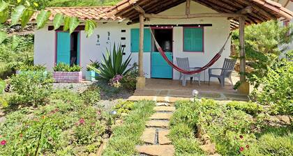Barichara Cabin: Peaceful Nature Getaway with High-Speed Starlink & Long Stays