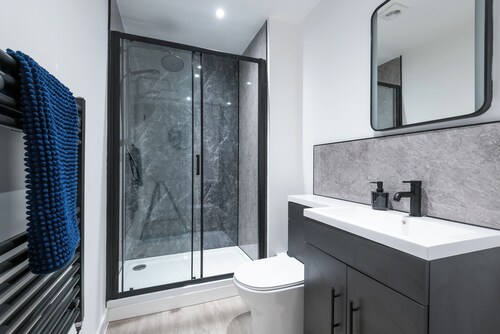 City Point Apartments by Guestz