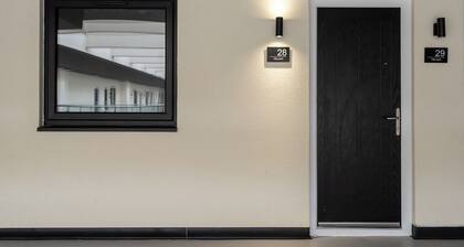 City Point Apartments by Guestz