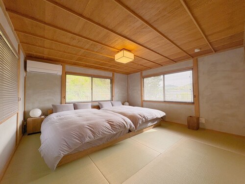 Setouchi, Onomichi Mukojima｜Ionchi-house Kasumi with garden｜Base of operations on the Shimanami Kaido｜2 parking spaces
