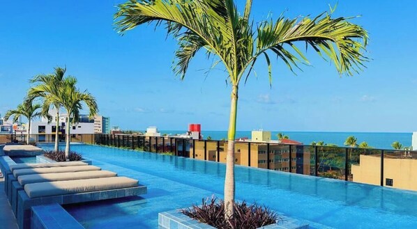Outdoor pool - Hit Cabo Branco IV - LikeHome  (João Pessoa)