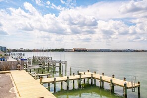 Marina - Bayfront Condo with Great Location in Ocean City (Ocean City)