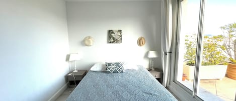 2 chambres, fer et planche à repasser, accès Internet