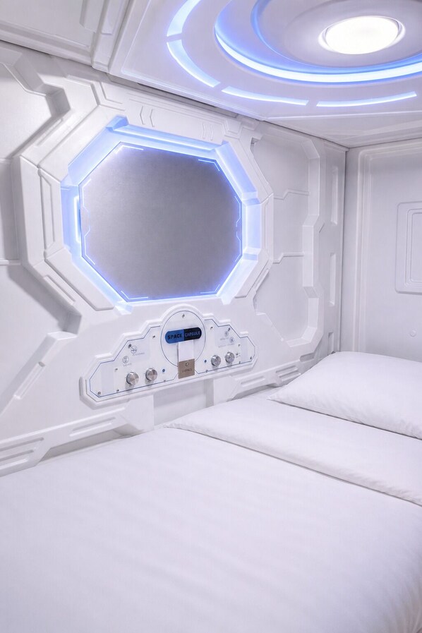 Camas Select Comfort, espacio para trabajar con laptop y wifi gratis
