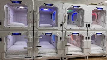 Matelas Select Comfort, espace de travail pour ordinateur portable
